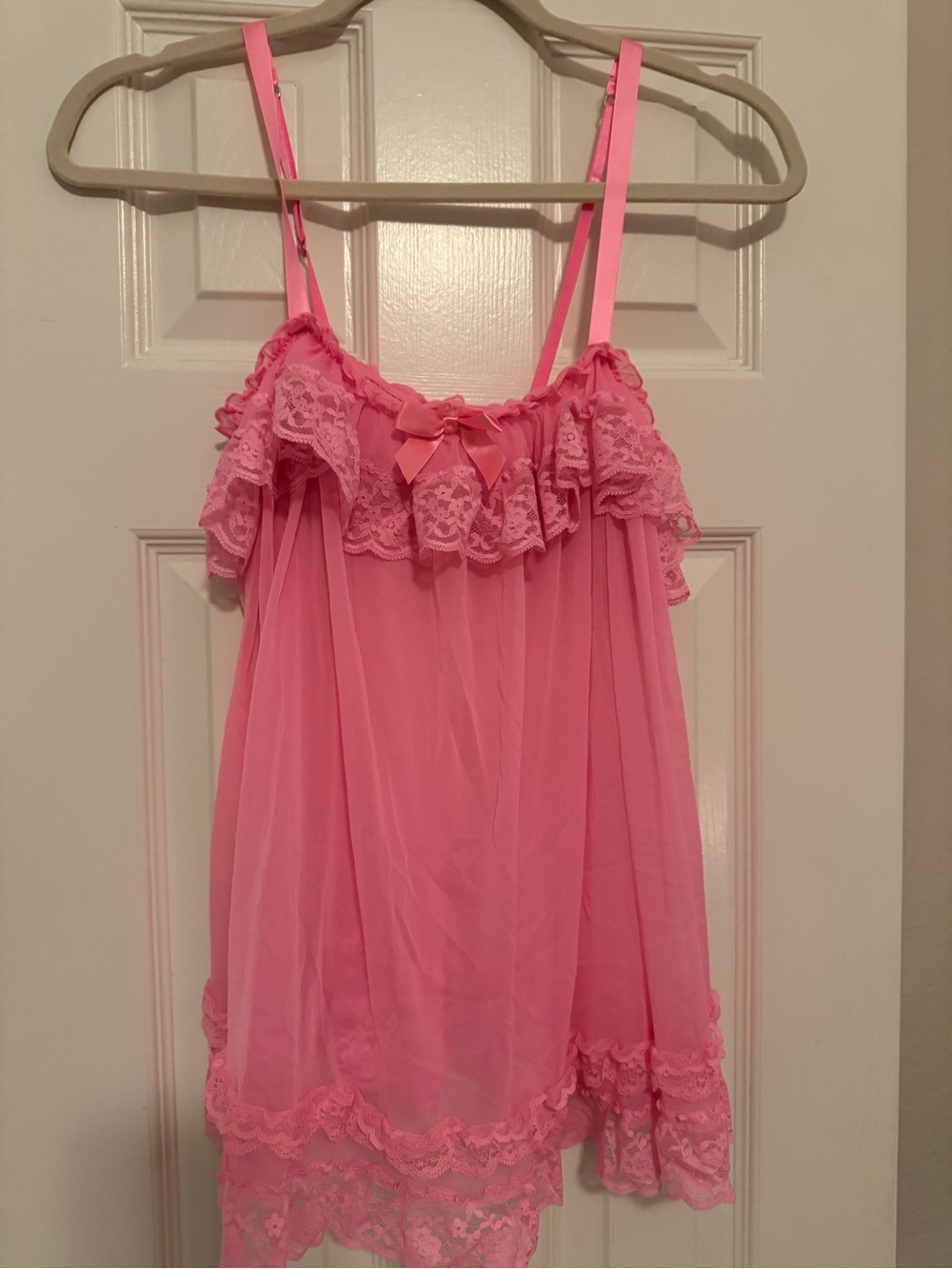 VICTORIA’S SECRET Y2K Pink Lace Trim Babydoll Slip